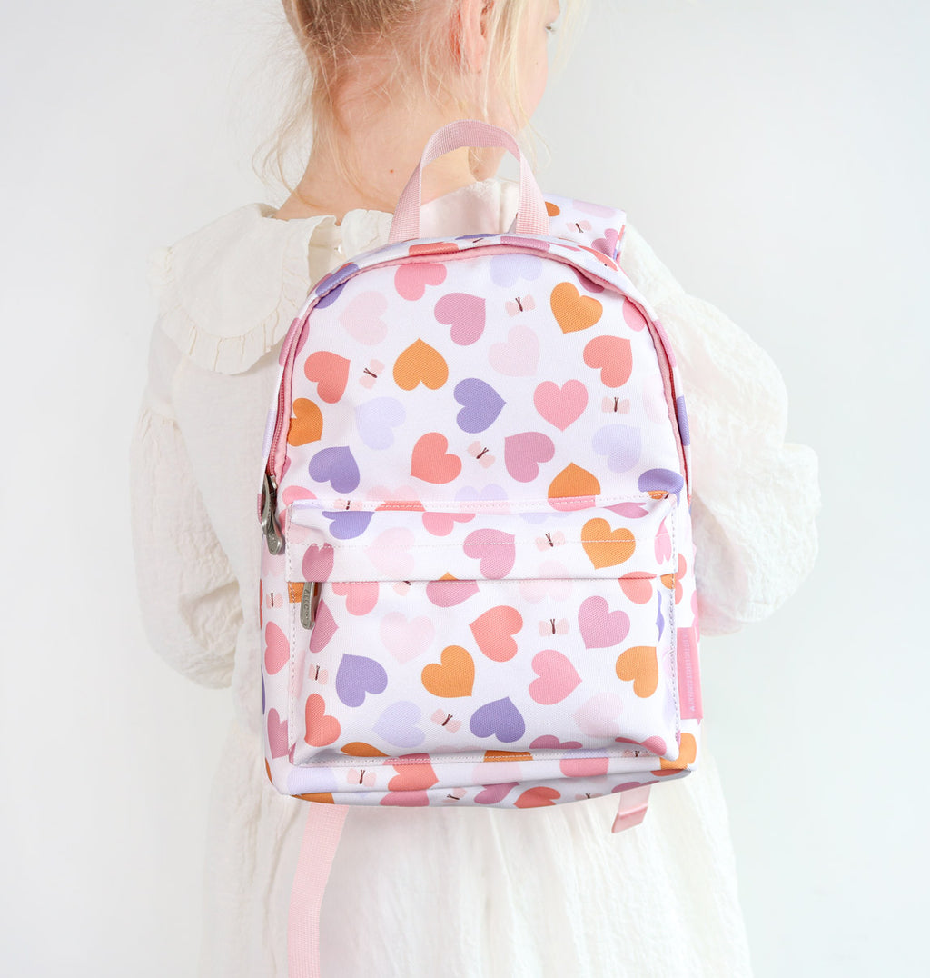 Little backpack: Hearts