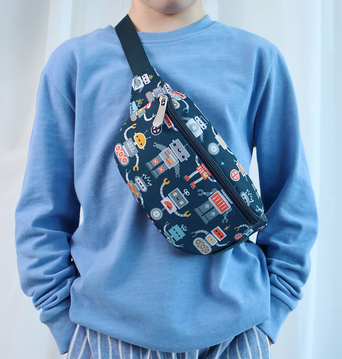 Bum bag: Robots