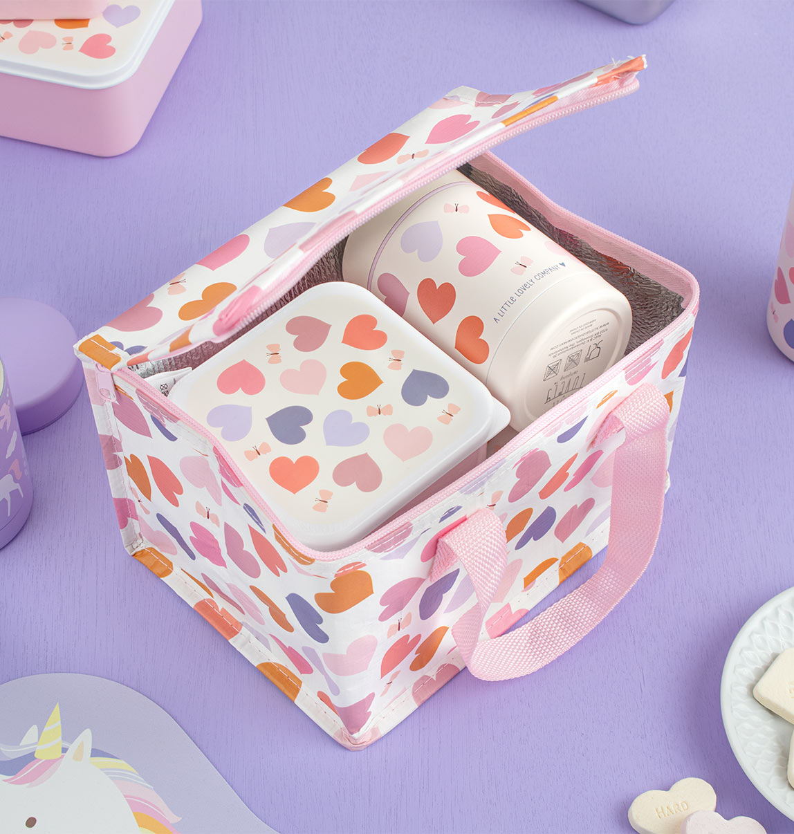Cool bag: Hearts