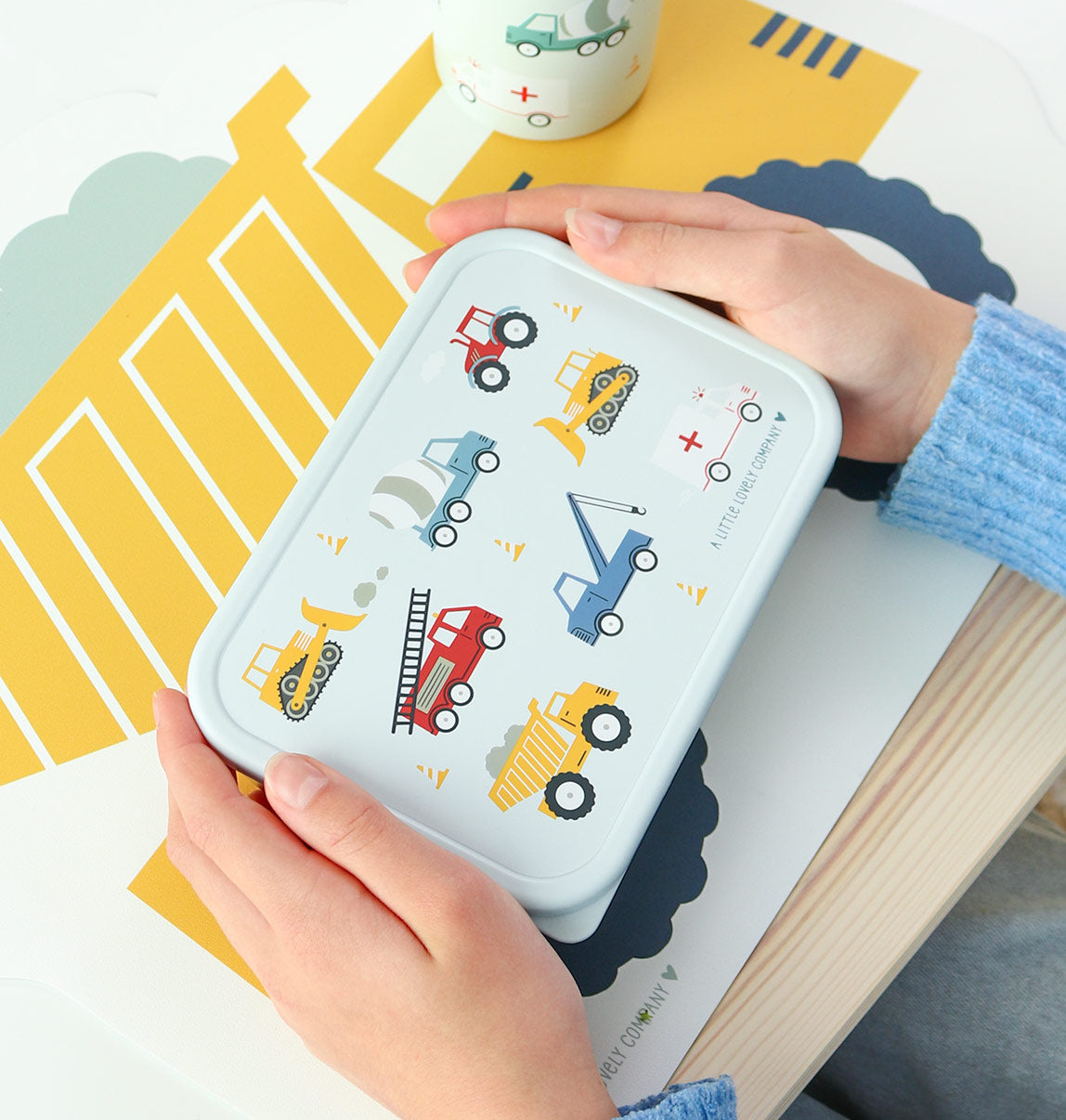 Stainless steel lunch box: Vehicles