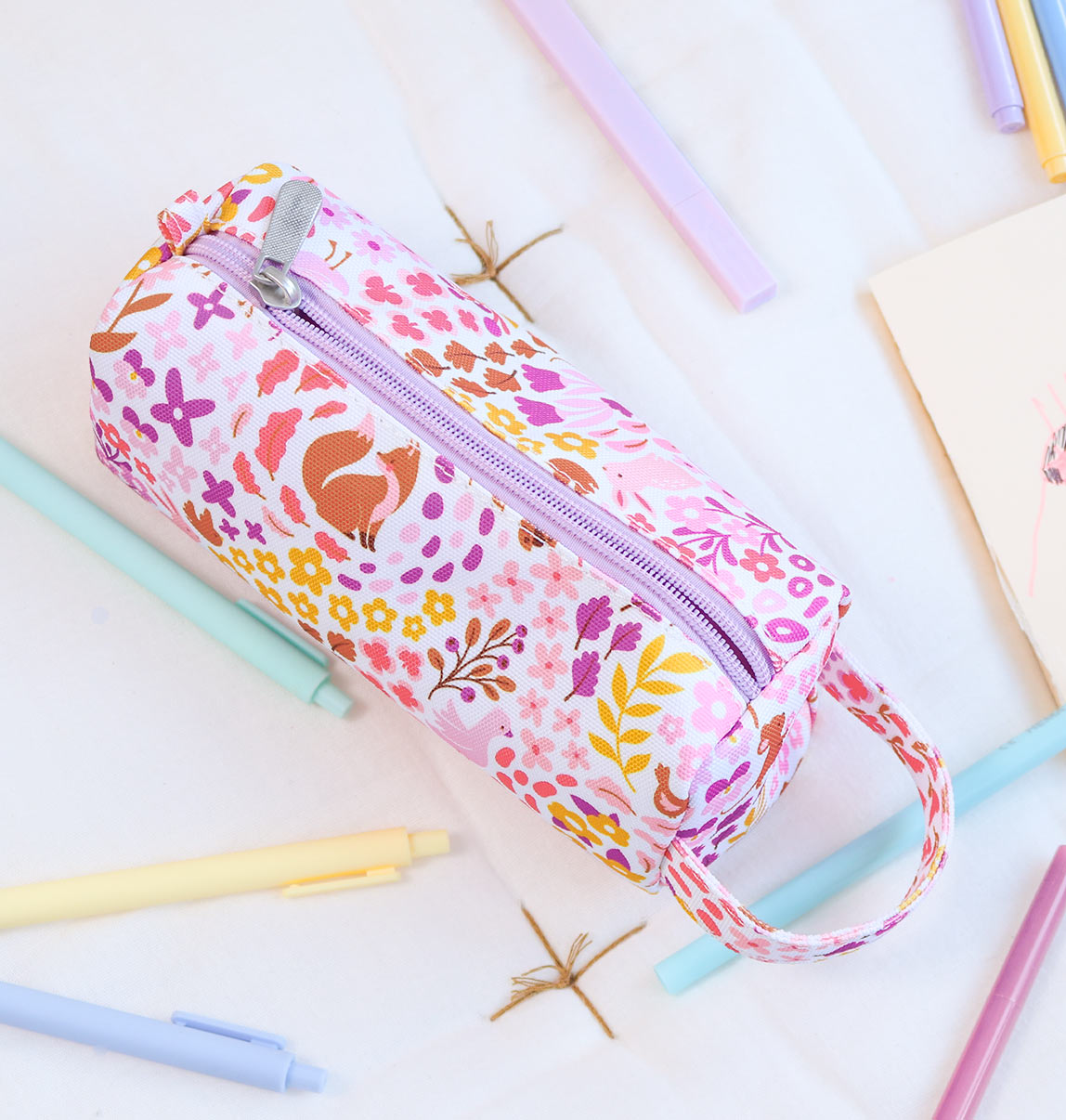 Pencil case: Flower garden 