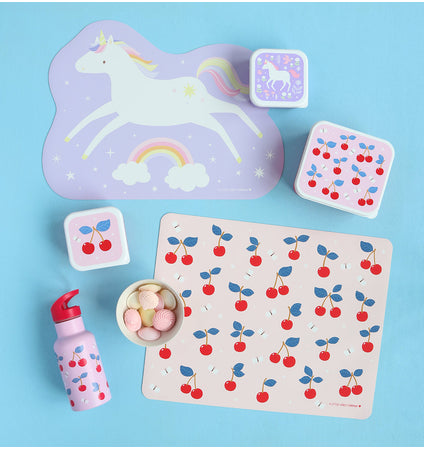 Placemat: Jumping unicorn