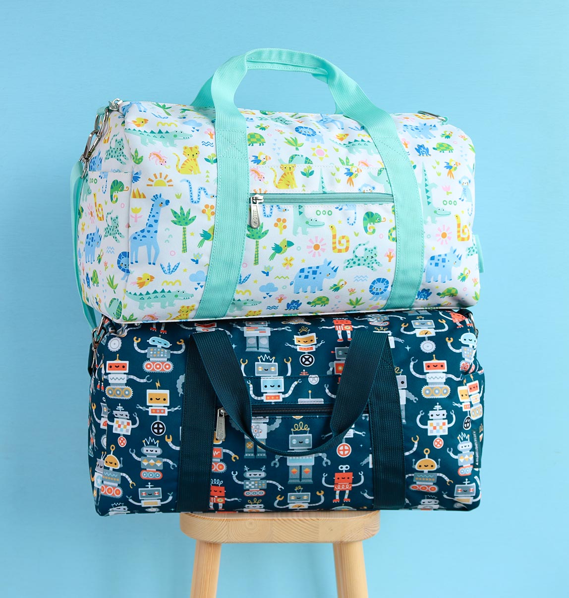 Travel bag: Robots