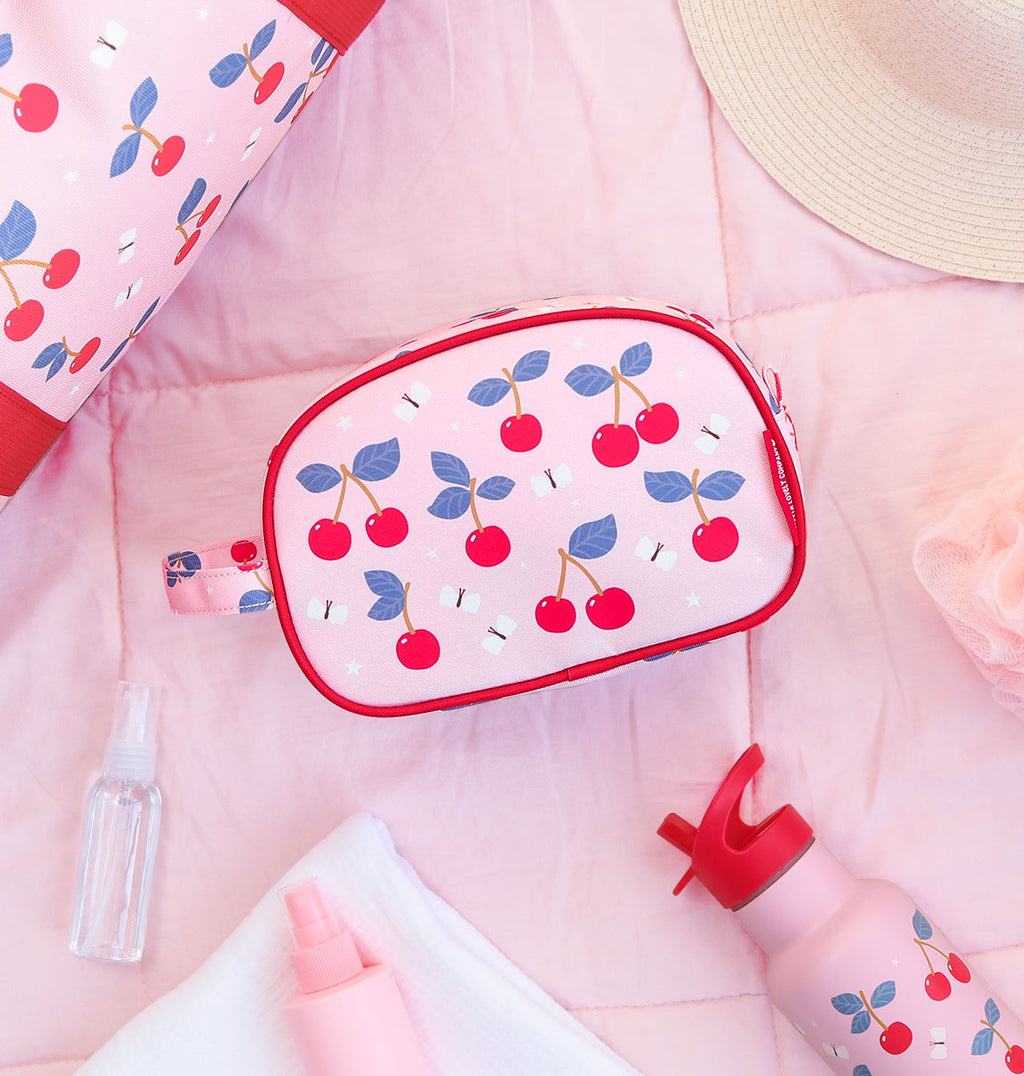 Toiletry bag: Cherries