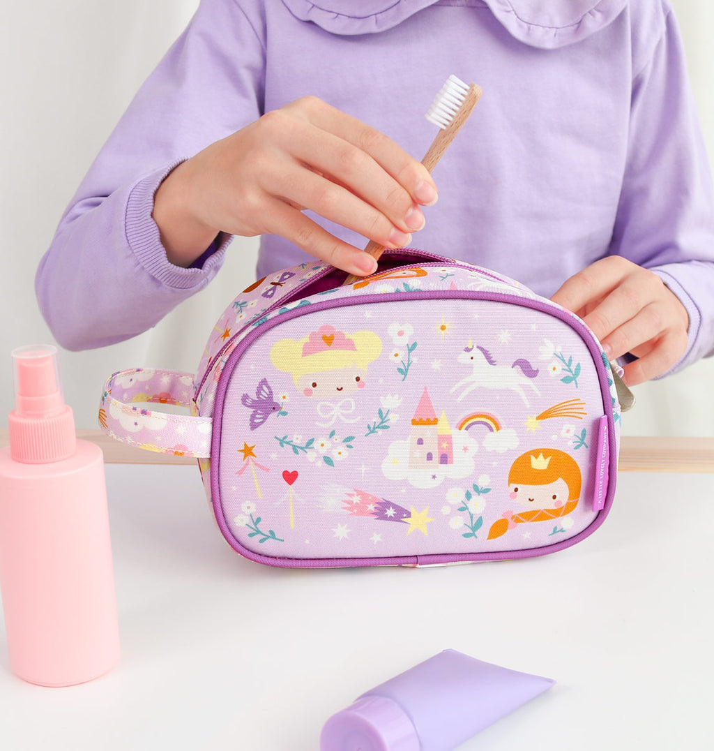 Toiletry bag: Princesses