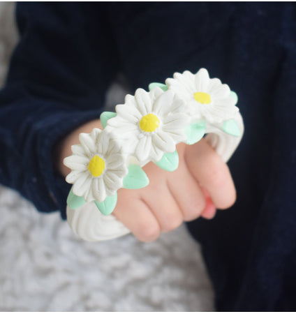 Teething ring: Daisy chain