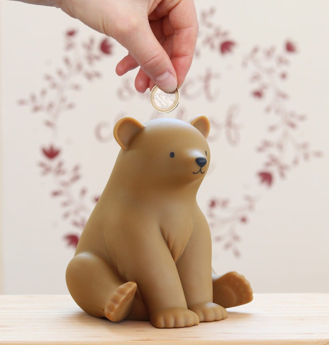 Money box: Bear