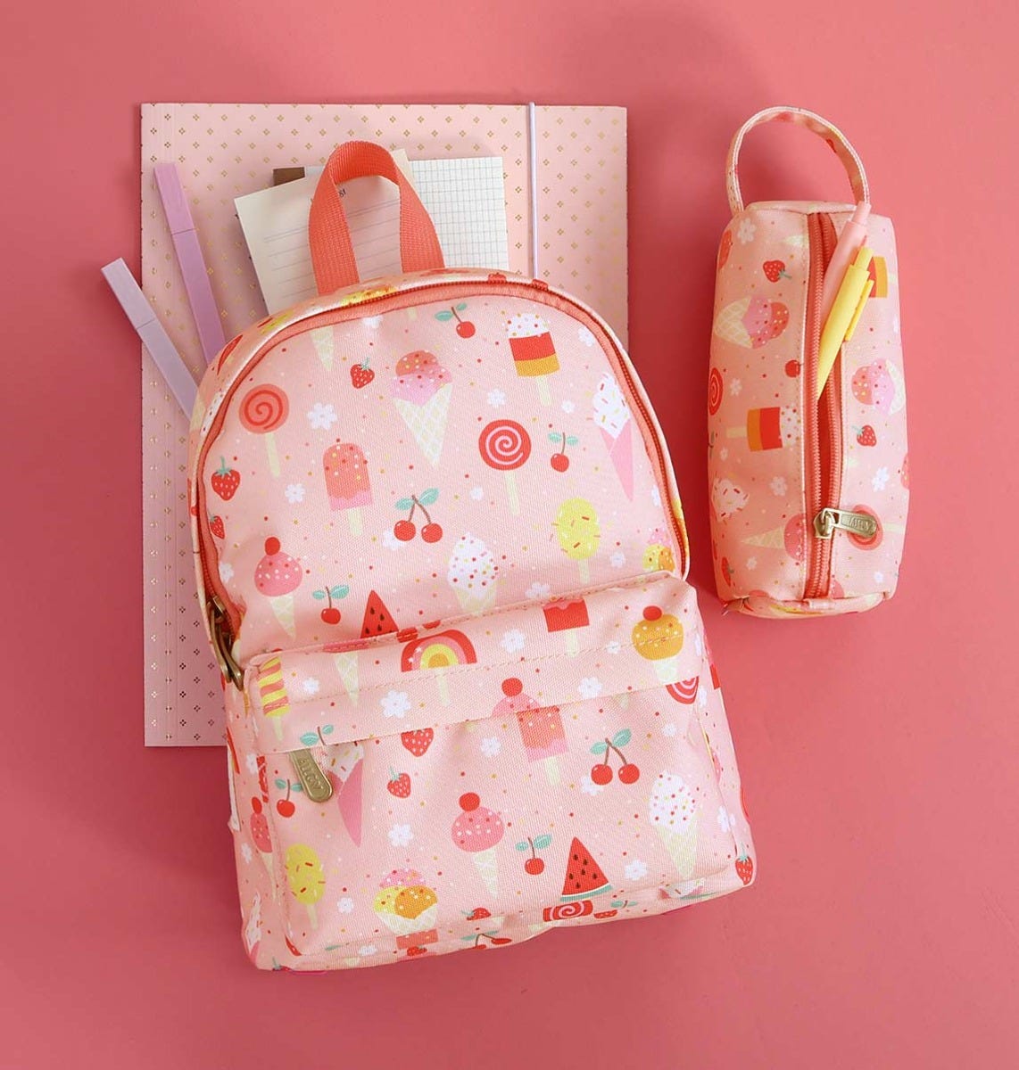  Little backpack: Ice-cream