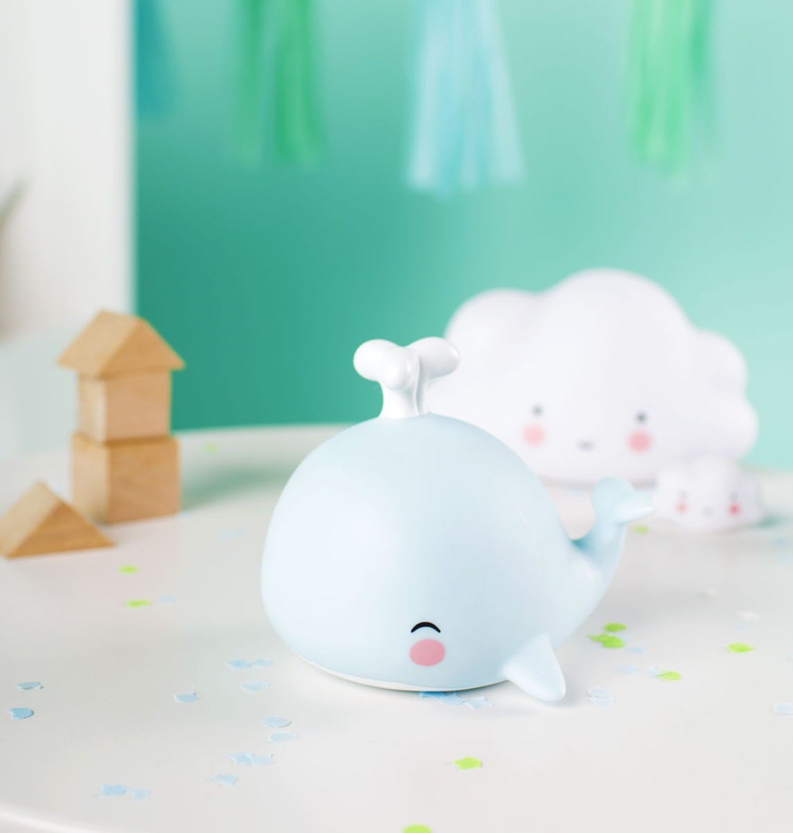 Little light: Whale