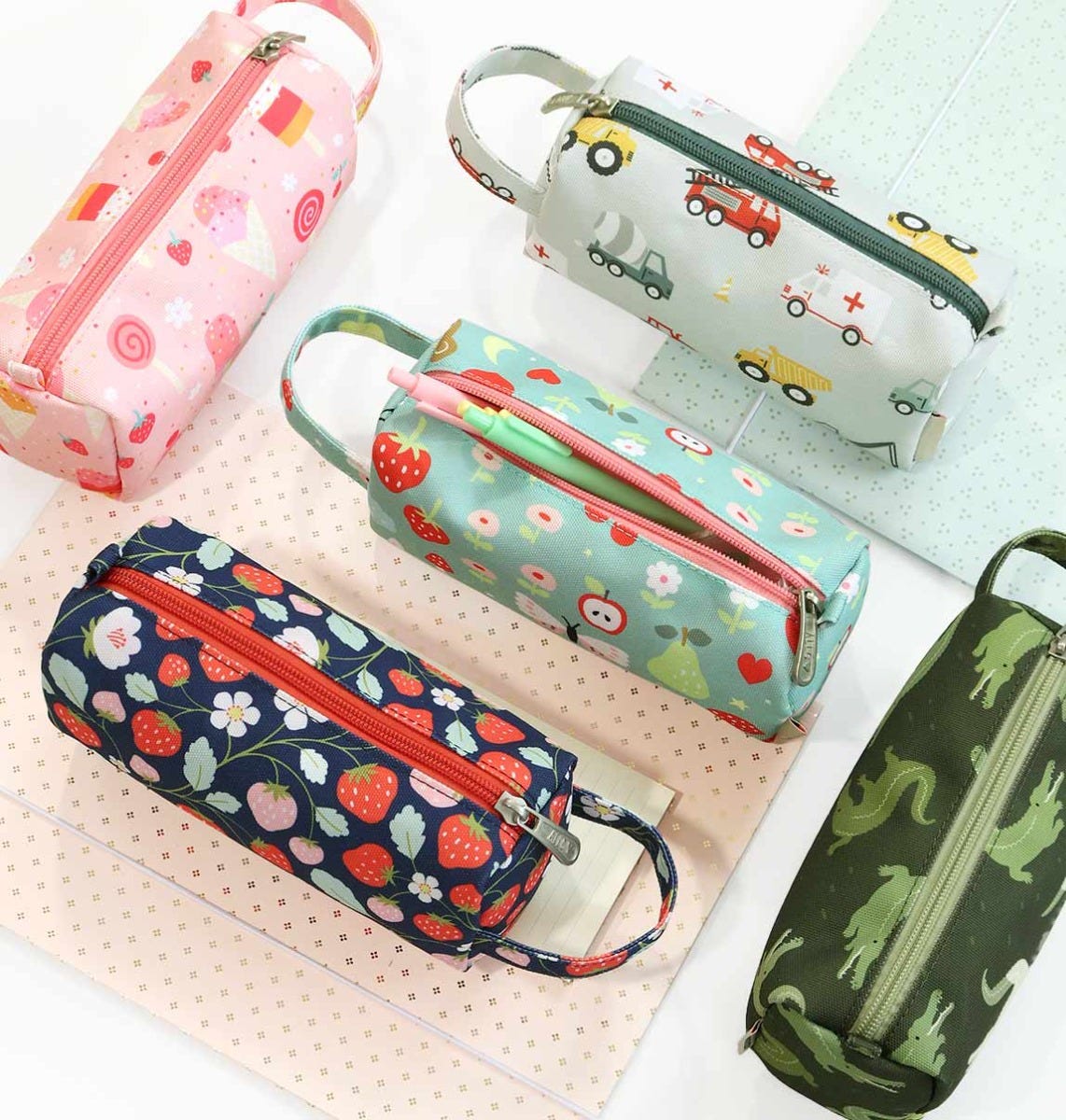 Pencil case: Vehicles